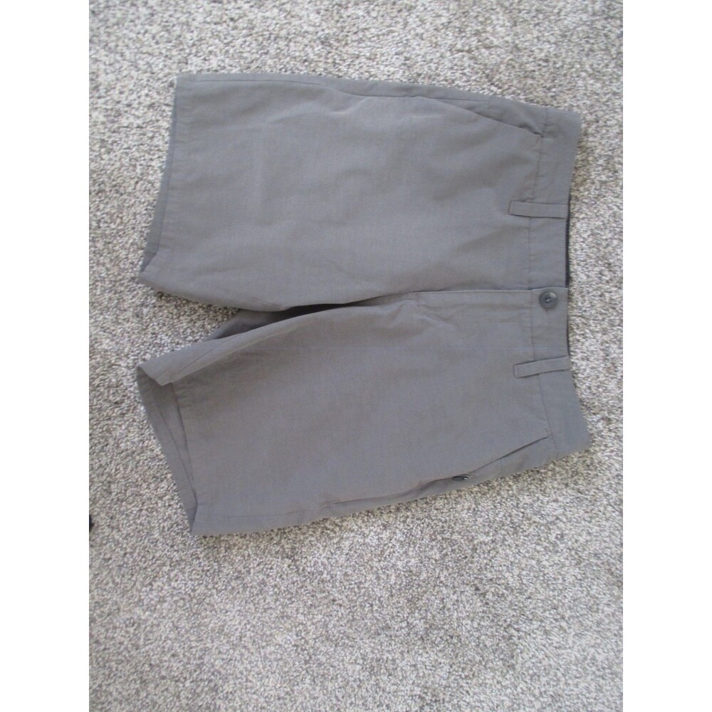 Vuori Meta Short 8" Mens SZ 28 Stretch Quickdry Golf